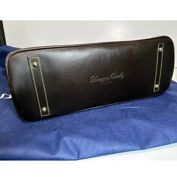 Dooney & Bourke Croc Embossed Double Strap Tassel Shoulder Bag Keychain Dust Bag - Picture 9 of 16